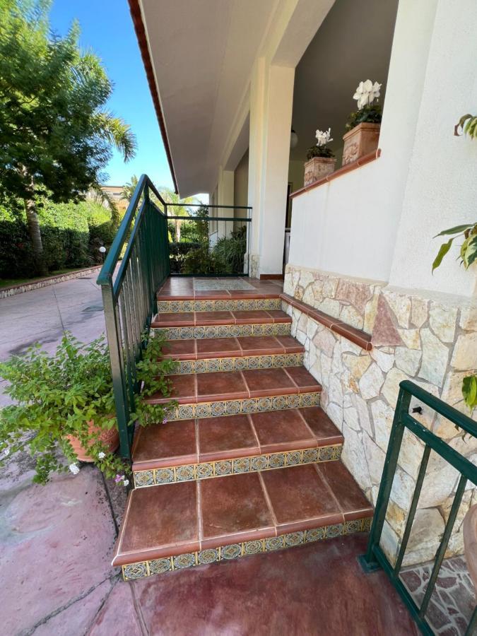 Villa Fugari Mondello Palermo Exterior foto