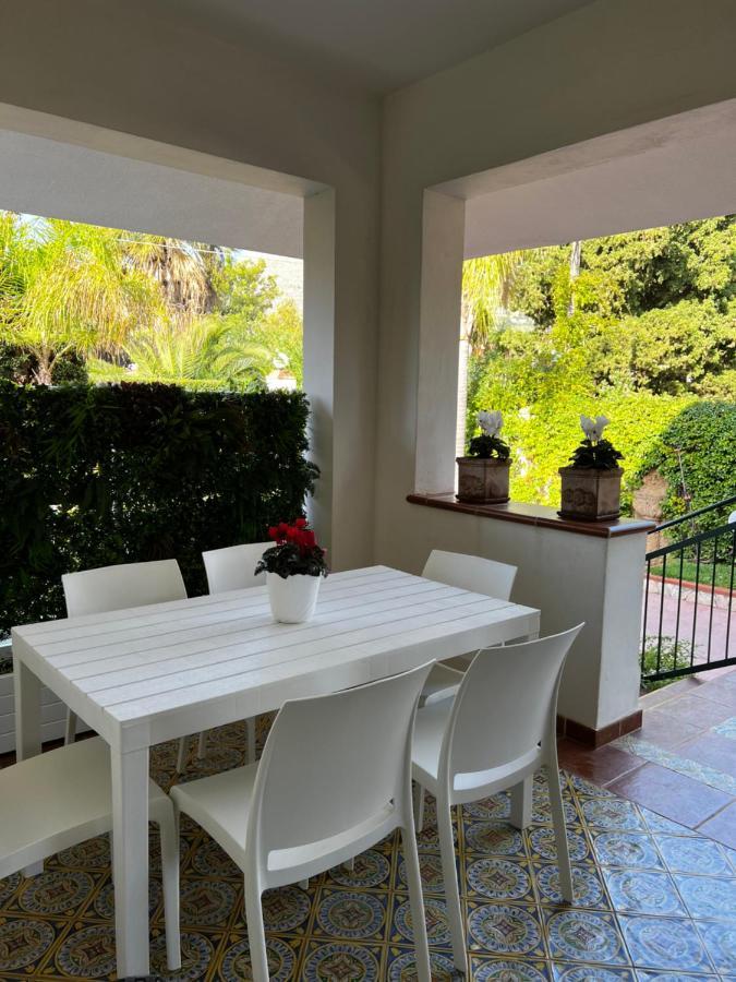 Villa Fugari Mondello Palermo Exterior foto