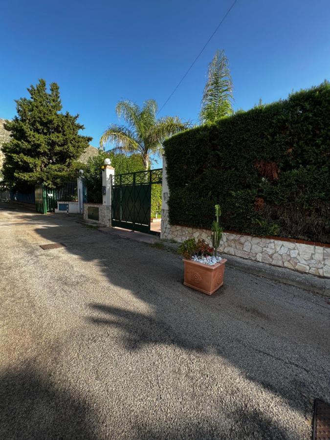 Villa Fugari Mondello Palermo Exterior foto
